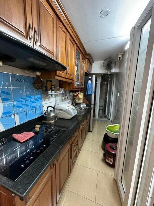 Bán nhà tập thể Quỳnh Mai - 8/3 giá rẻ A4BD0F41 19D3 4E0C B551 7BD49D077BF0