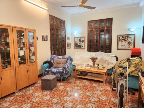 B6C60979 AA5D 4F38 AADD 026BDF8EEF7F