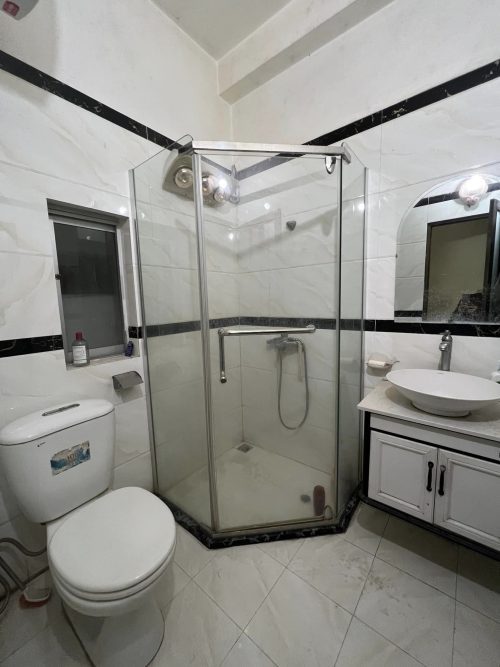 Bán Nhà Mặt Ngõ Thông Kinh Doanh ngay Hồ Khương Đình 412665114 738537578164951 5561493221922541920 n