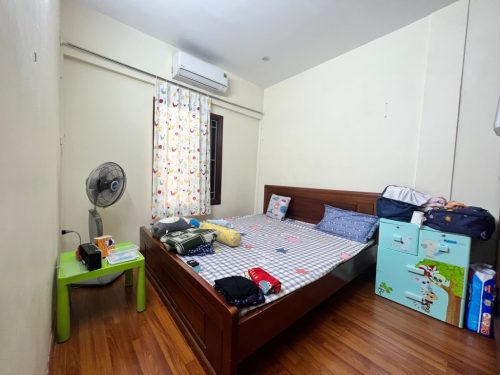 Bán Nhà Tập Thể Phố Lê Gia Đỉnh Hai Bà Trưng image picker 593F38F2 8881 4A38 B3F3 1C1D6EF35072 48314 00002EDB84F454BB