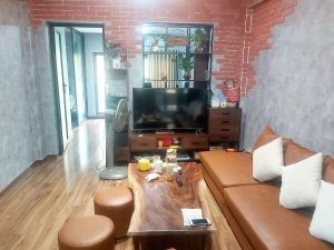 Bán Căn Hộ Tập Thể Tầng 3 Nguyễn Chí Thanh Full Nội Thất