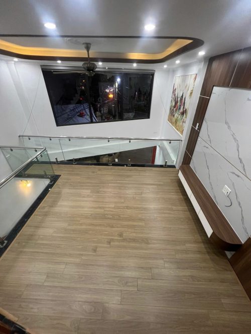 Nhà Mặt Đường Cộng Hòa – 32m² – Kinh Doanh Sầm Uất – Chỉ 7.1 Tỷ! 4 5