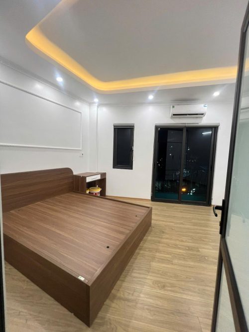 Nhà Mặt Đường Cộng Hòa – 32m² – Kinh Doanh Sầm Uất – Chỉ 7.1 Tỷ! 8 5