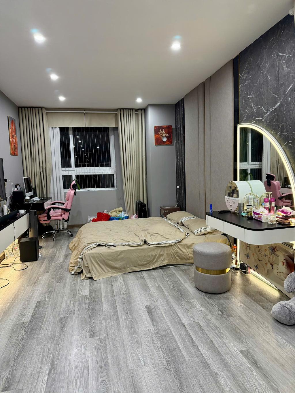 Bán Chung Cư Tecco Garden A1 Thanh Trì 126.9m² - Full Nội Thất - Cán Bộ Ở - Vip Nhất Khu Vực Bán Chung Cư Tecco Garden A1 Thanh Trì 126.9m² - Full Nội Thất - Cán Bộ Ở - VIP Nhất Khu Vực