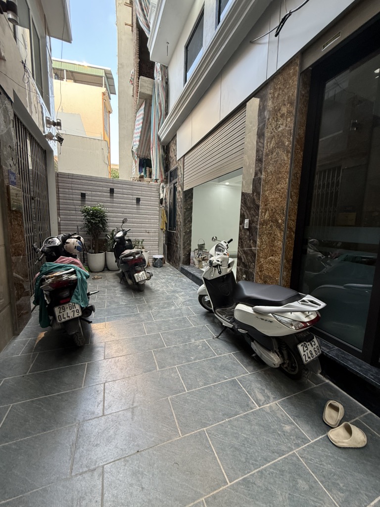 Bán Nhà Mới Tựu Liệt Thanh Trì 37m² - Gần Phố - Mặt Tiền 6m - Nội Thất Đẹp - Sổ Nở Hậu Bán Nhà Mới Tựu Liệt Thanh Trì 37m² - Gần Phố - Mặt Tiền 6m - Nội Thất Đẹp - Sổ Nở Hậu