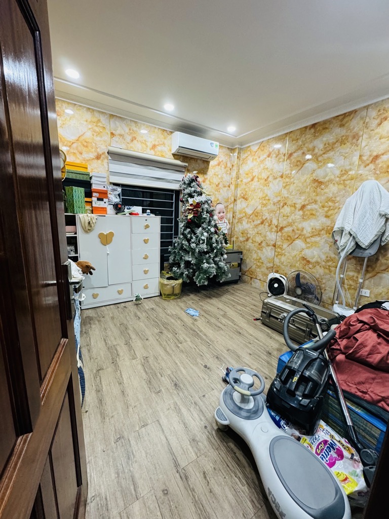 Bán Nhà Tương Chúc Ngũ Hiệp 40m2 Lô Góc Ô Tô Đỗ Cửa Bán Nhà Tương Chúc Ngũ Hiệp 40m2 Lô Góc Ô Tô Đỗ Cửa